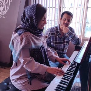 آموش موسیقی بزرگسال آموزشگاه موسیقی اورنگ
